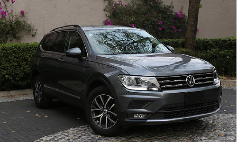 Volkswagen Tiguan 1....