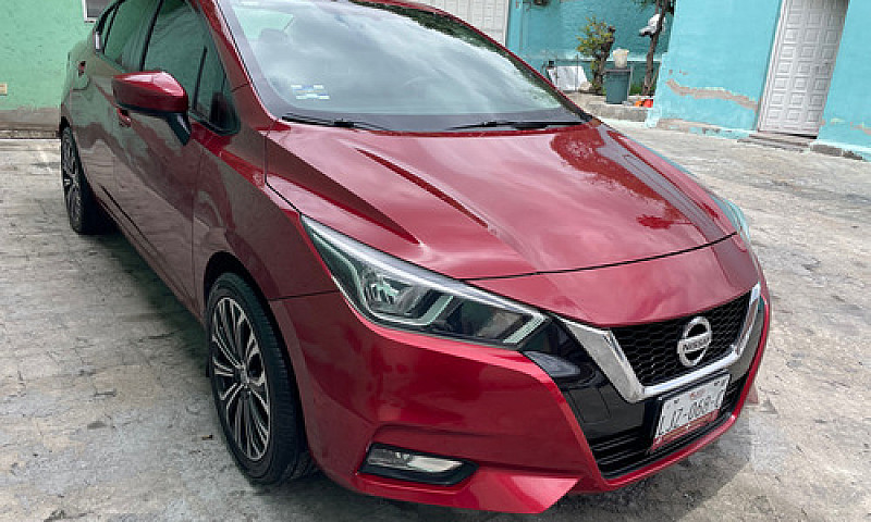Nissan Versa 1.6 Sen...
