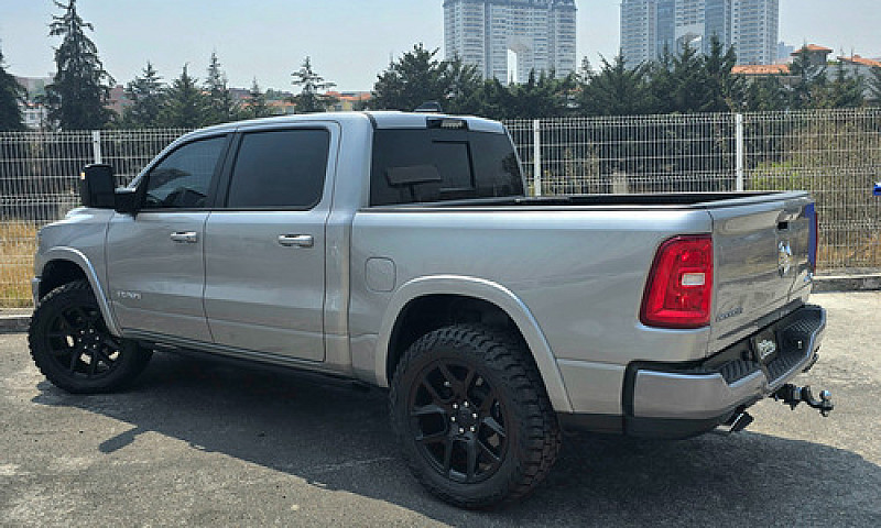 Ram 1500 Laramie Spo...