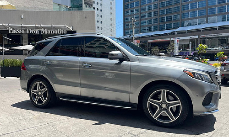 Mercedes-Benz Clase ...