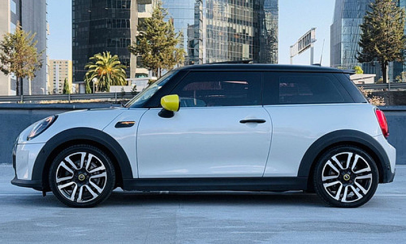 Mini Cooper 3P Iconi...