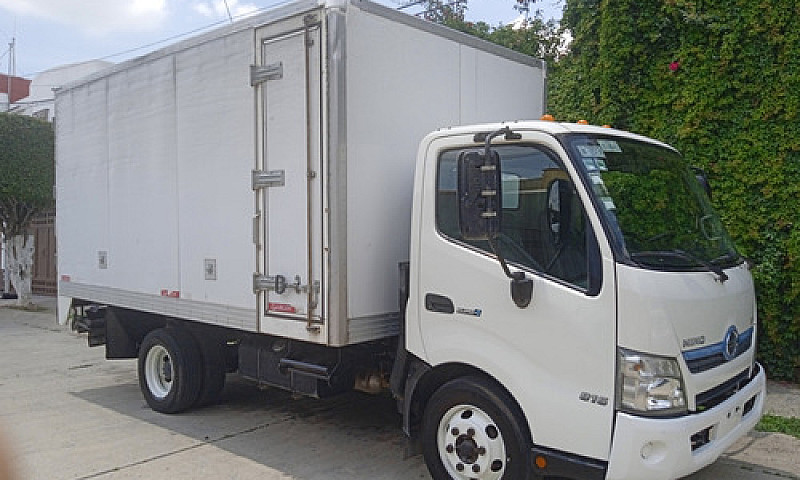 Hino 300 816 2019 5....