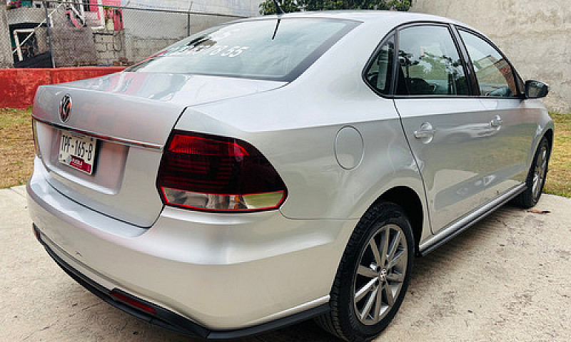 Volkswagen Vento 1.6...