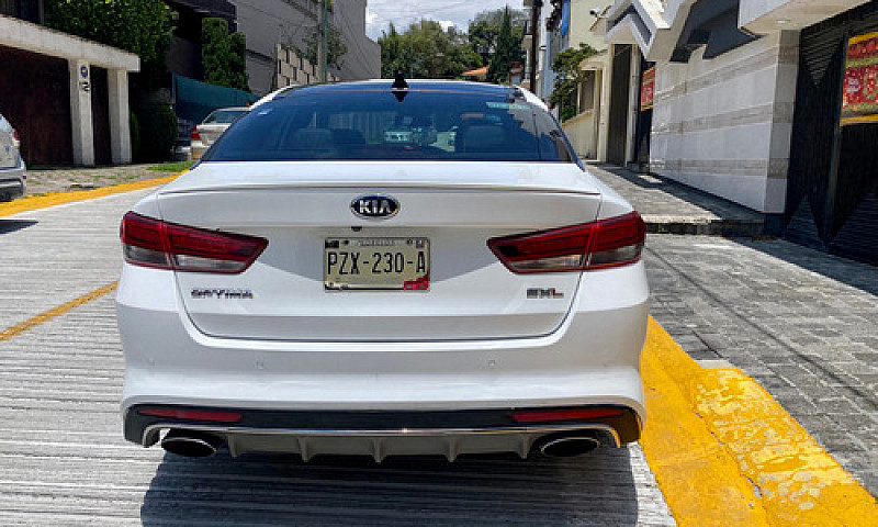 Kia Optima 2.0 L Tur...
