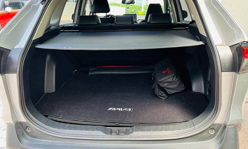 Toyota Rav4 2.5 Limi...