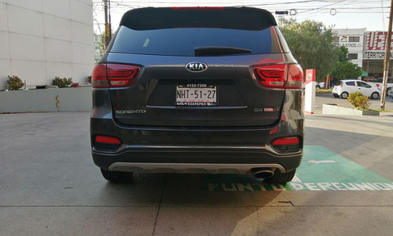 Kia Sorento 2019 2.4...