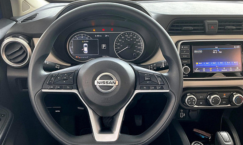 Nissan Versa 2022...