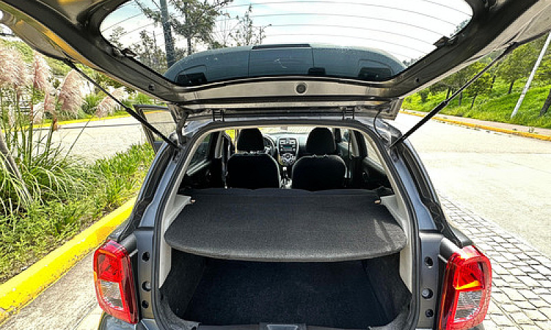 Nissan March 1.6 Sen...