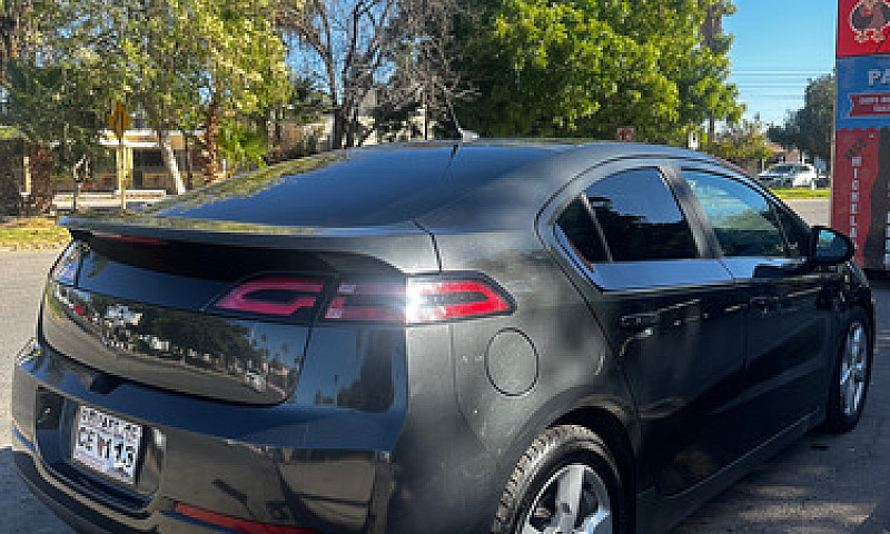 2014 Chevrolet Volt ...