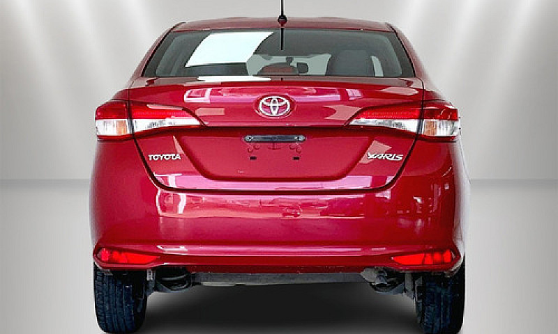 Toyota Yaris 2020...