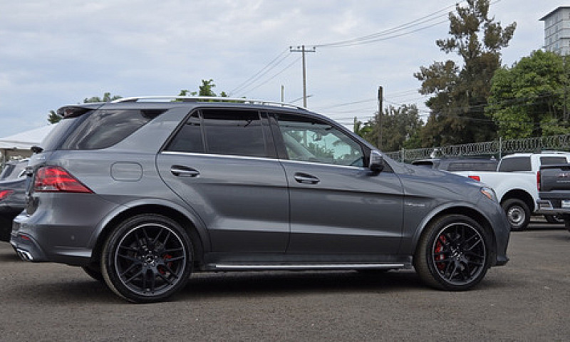 Mercedes-Benz Clase ...