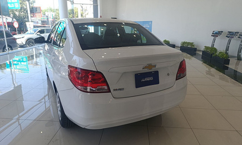 Chevrolet Aveo 1.5 L...