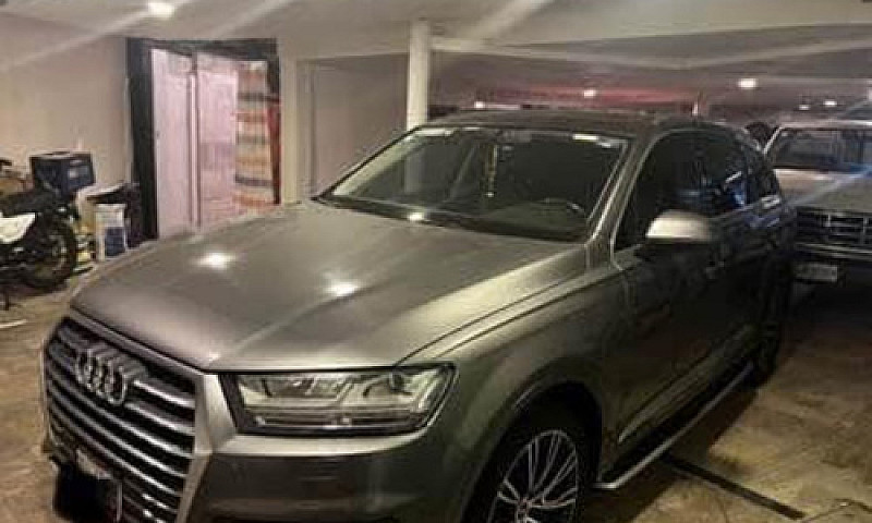 Audi Q7 3.0 Tfsi Sel...