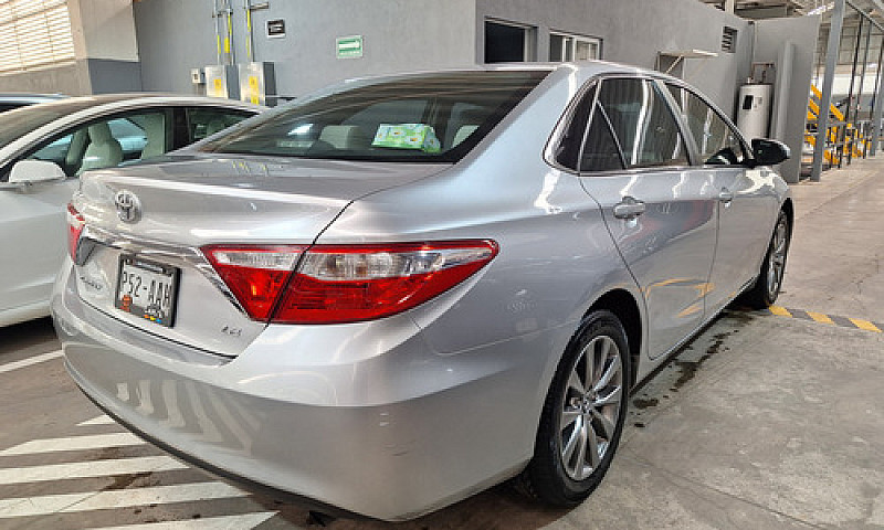 Toyota Camry 2015...