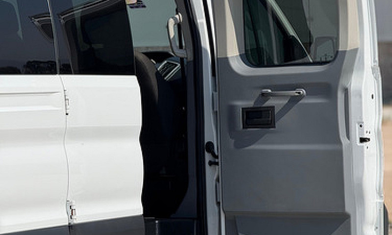 Ford Transit 3.8 Gas...