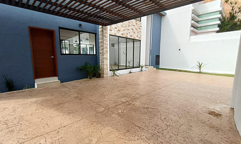 Venta De Casa De 4 H...