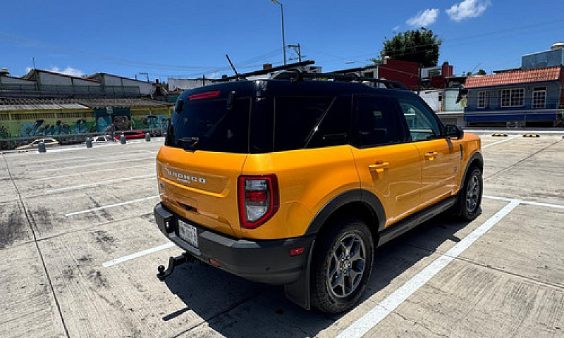 Ford Bronco Sport 2....