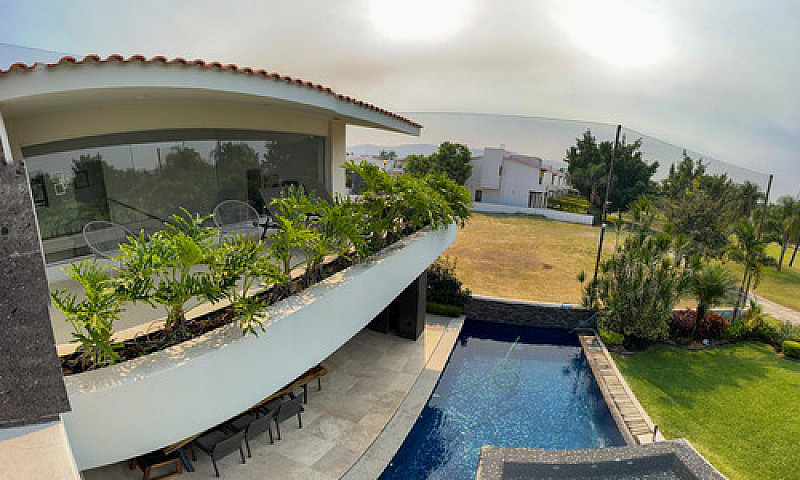 Casa En Paraíso Coun...