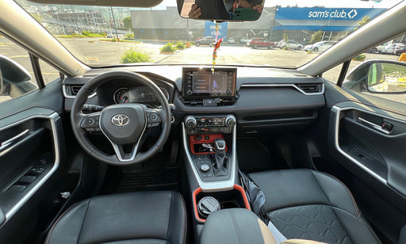 Toyota Rav4 2.5 Adve...