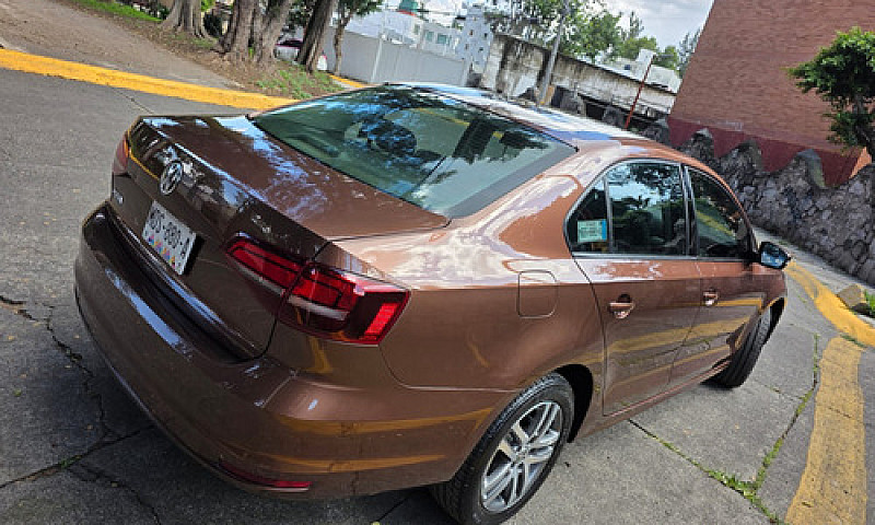 Volkswagen Jetta 2.5...