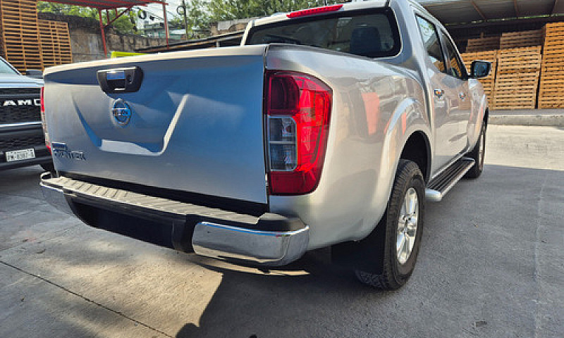 Nissan Np300 Frontie...