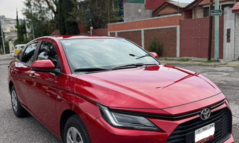 Toyota Yaris 1.5 4P ...