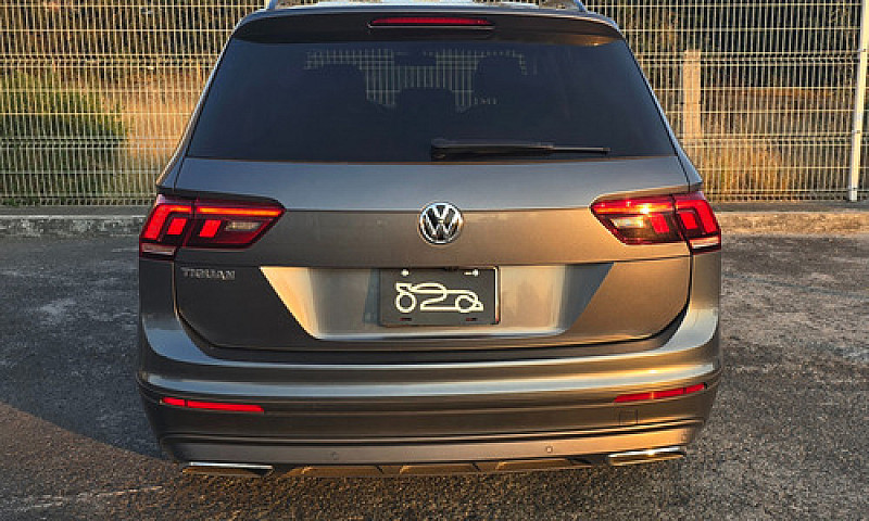 Volkswagen Tiguan 1....
