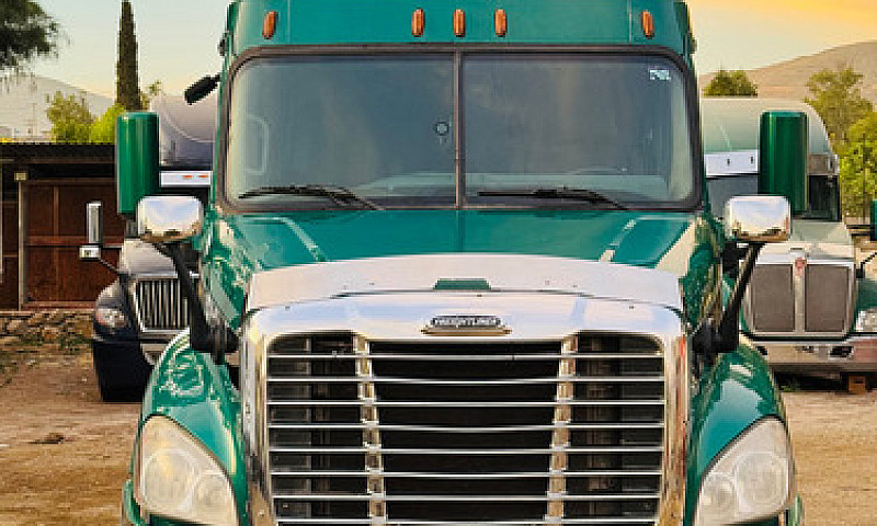 Freightliner Cascadi...
