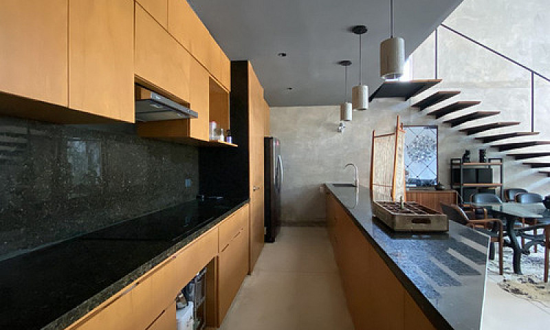 Moderno Town House I...