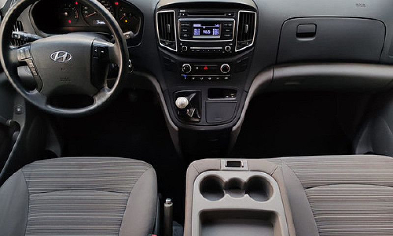 Hyundai Starex 2019...