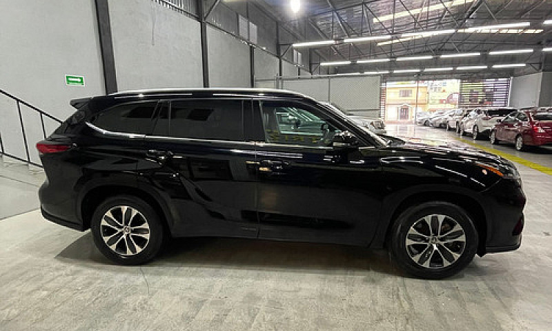 Toyota Highlander 20...