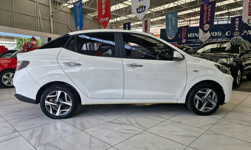 Hyundai  Grand I10  ...