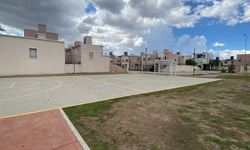 Venta De Casa De Un ...