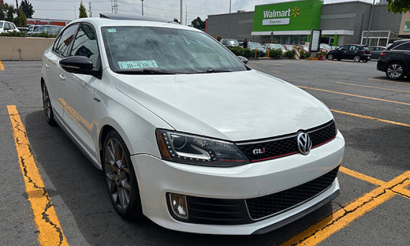 Volkswagen Jetta 2.0...