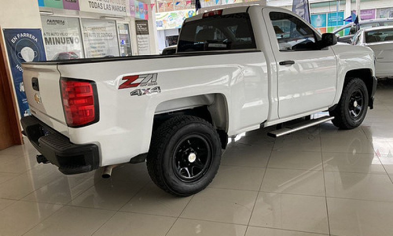 Chevrolet Silverado ...