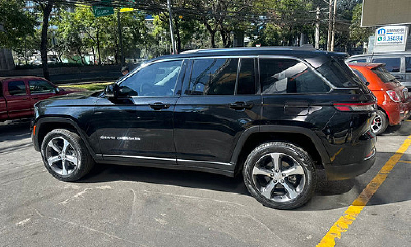 Jeep Grand Cherokee ...