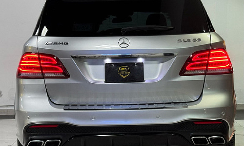 Unico Mercedes-Benz ...