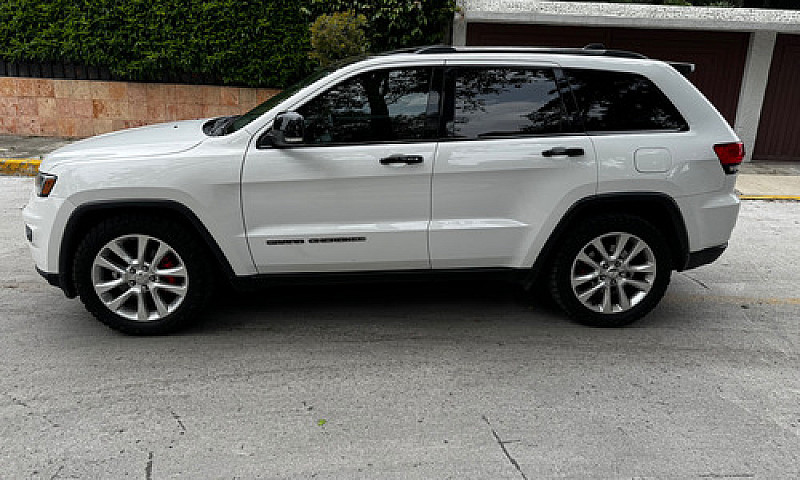 Jeep Grand Cherokee ...
