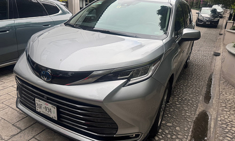 Toyota Sienna 3.5 Xl...