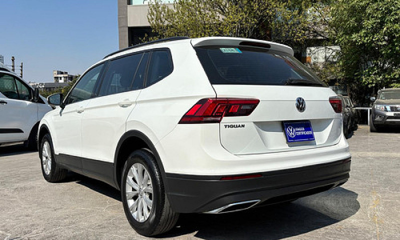 Volkswagen Tiguan 1....