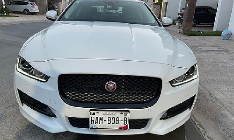 Jaguar Xe 2.0 R-Spor...