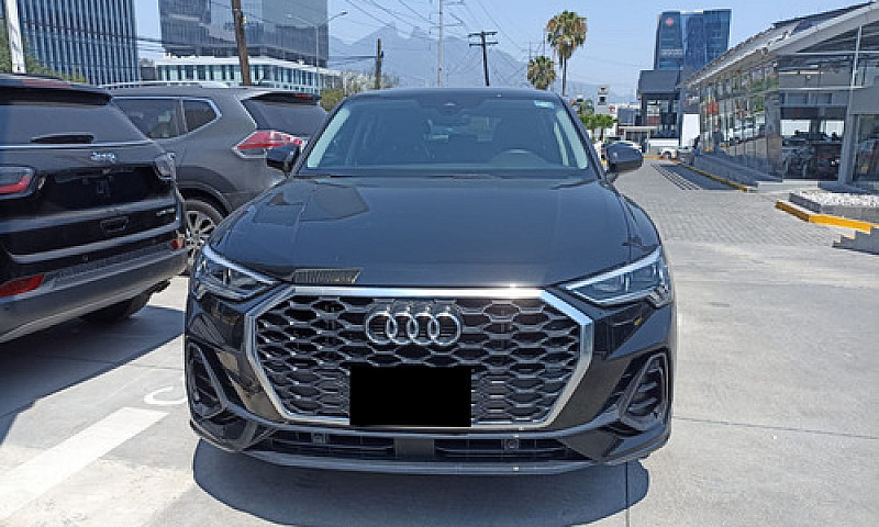 Audi Q3 2023 1.4 Spo...