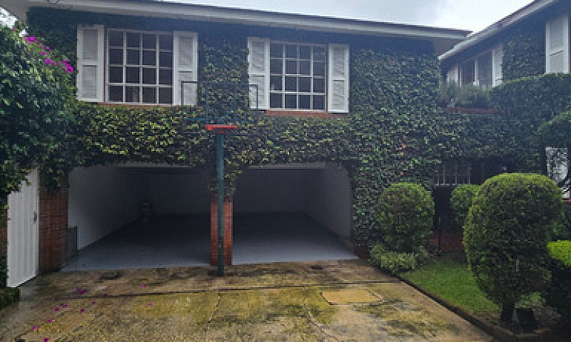 Casa En Venta, Lomas...