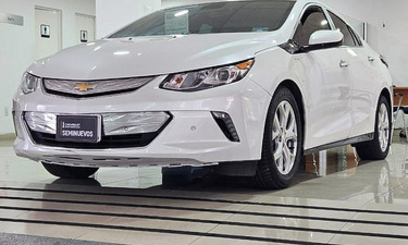 Chevrolet Volt 2017...