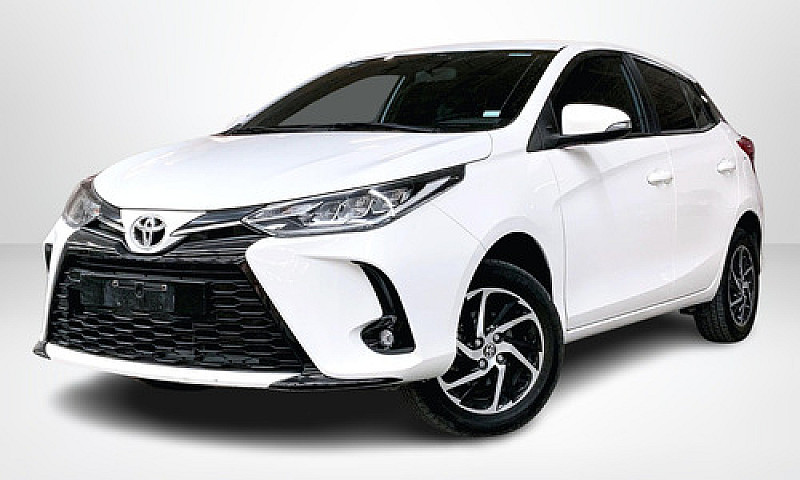 Toyota Yaris 2022...