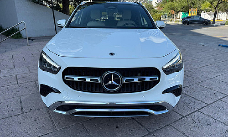 Mercedes-Benz Clase ...