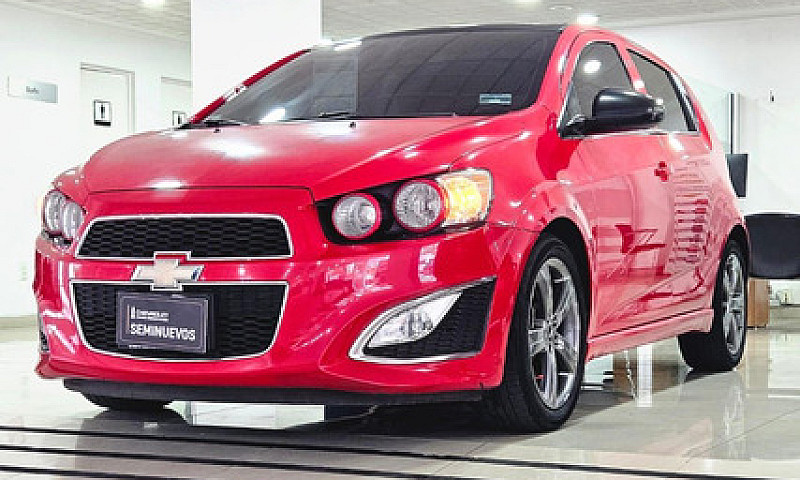 Chevrolet Sonic 2015...