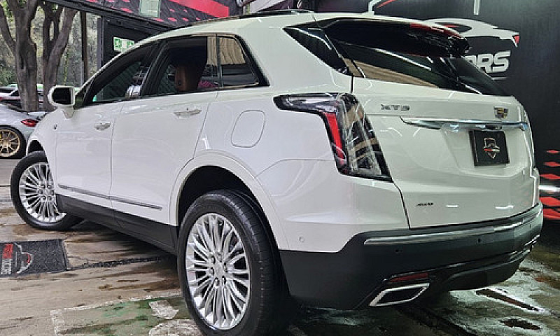 Cadillac Xt5 2020...