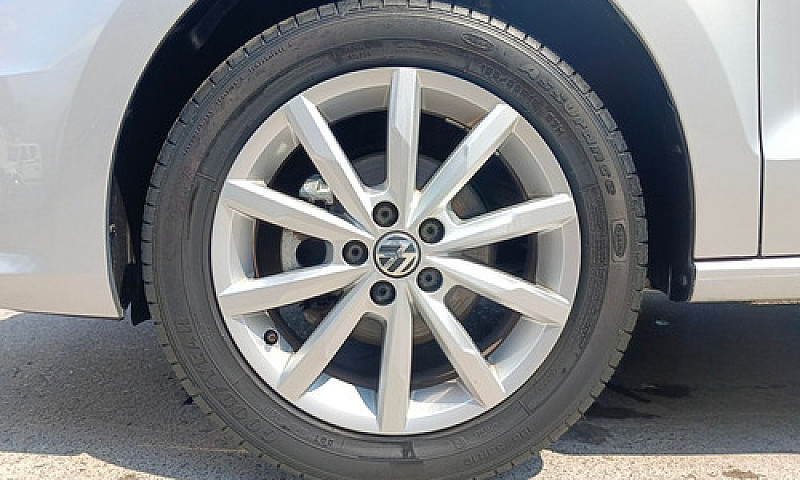 Volkswagen Vento 201...