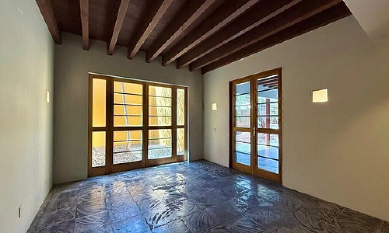 Amplia Residencia En...